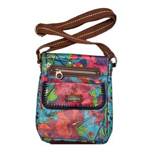 Sakroots Peace Crossbody PurseBag Colorful and Fun Card pockets passport